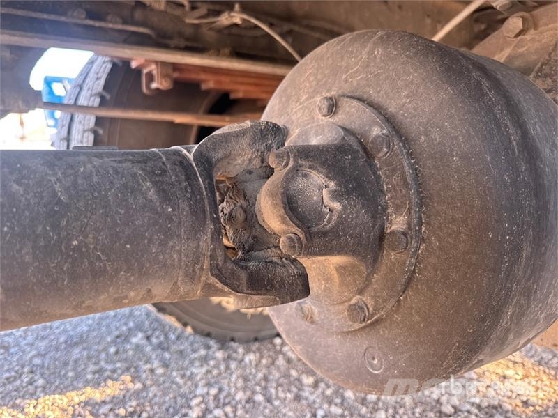 Hino 268 Camion Fourgon