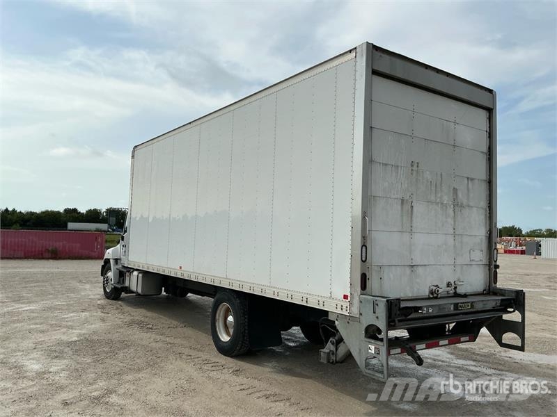 Hino 268 Camiões de caixa fechada