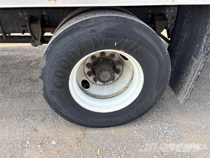Hino 268 탑차 트럭