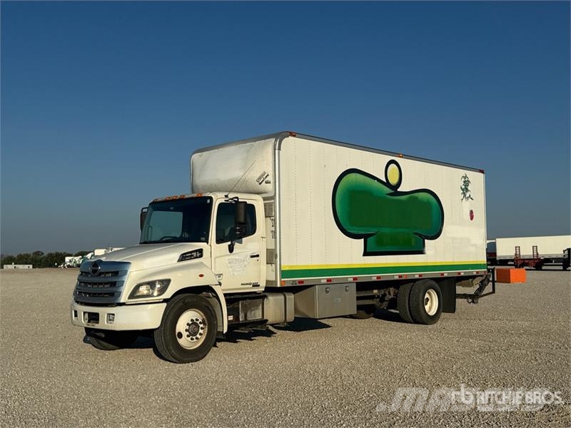 Hino 268 Camion Fourgon