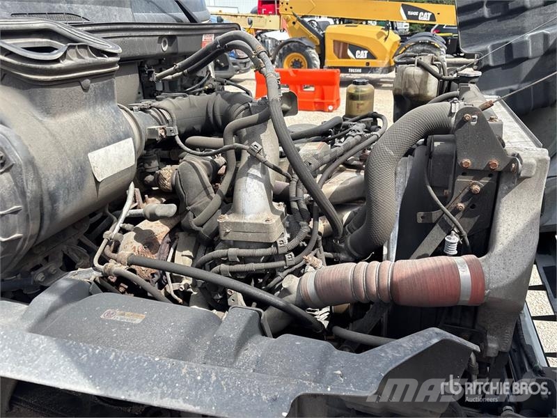 Hino 268 Furgons