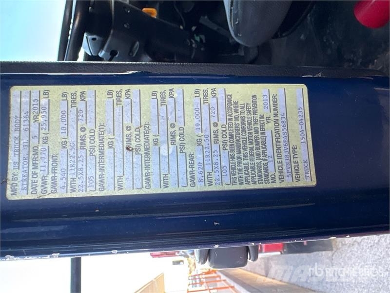 Hino 268 Tovornjaki zabojniki