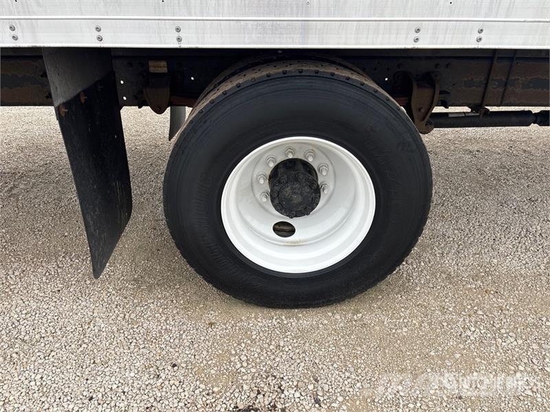 Hino 268 Bakwagens met gesloten opbouw