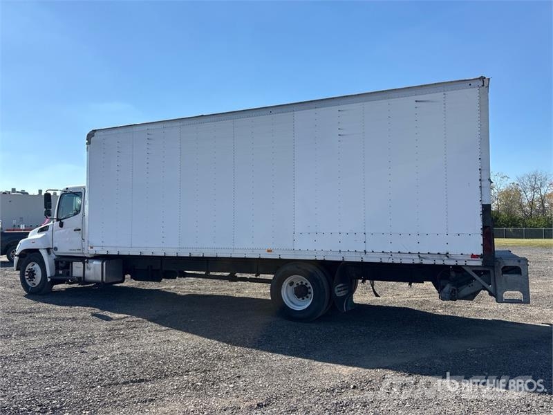 Hino 268 Camiones con caja de remolque