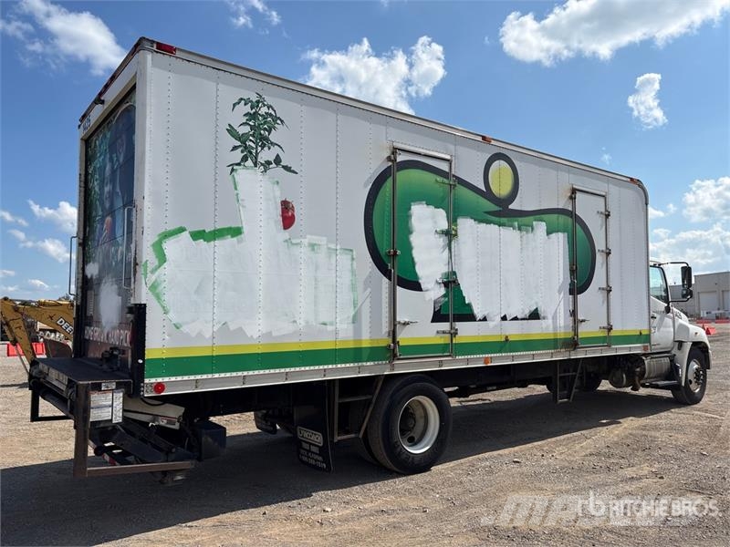 Hino 268 탑차 트럭