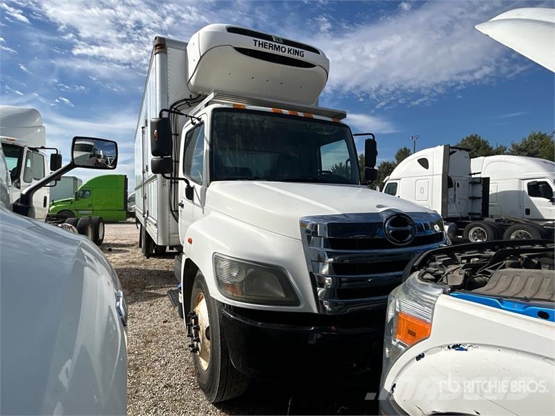 Hino 338 Kravas automašīnas - refrižeratori