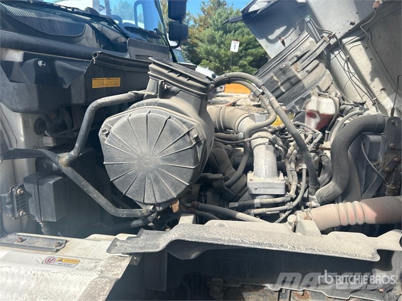 Hino 338 Tovornjaki hladilniki