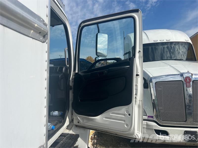 Hino 338 Tovornjaki hladilniki