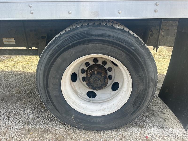 Hino 338 Tovornjaki hladilniki
