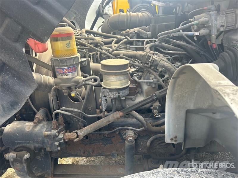 Hino 338 Tovornjaki hladilniki