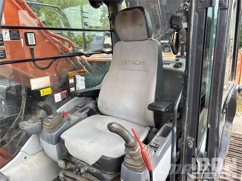 Hitachi ZX350LC-6N Tracked Excavator Crawler excavators