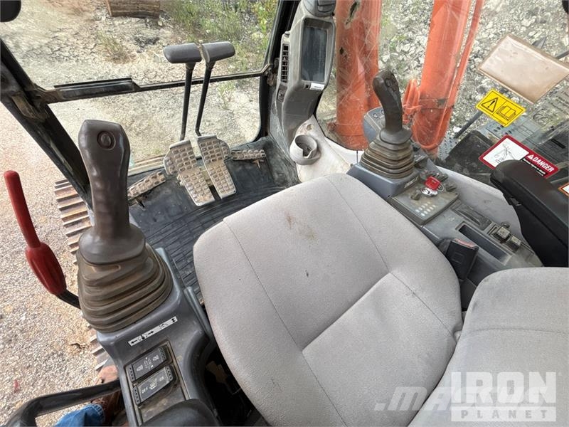 Hitachi ZX350LC-6N Tracked Excavator Crawler excavators