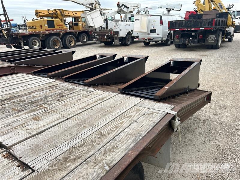Holden 30 ft T/A Equipment Trailer Car carrier
