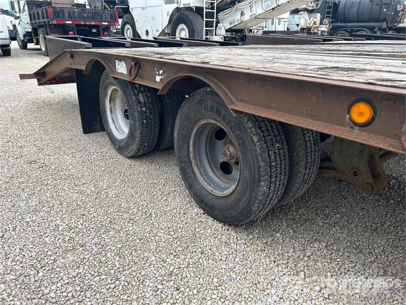 Holden 30 ft T/A Equipment Trailer Car carrier