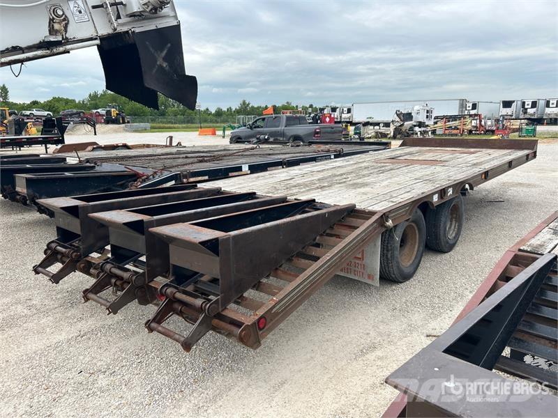 Holden 30 ft T/A Equipment Trailer Car carrier