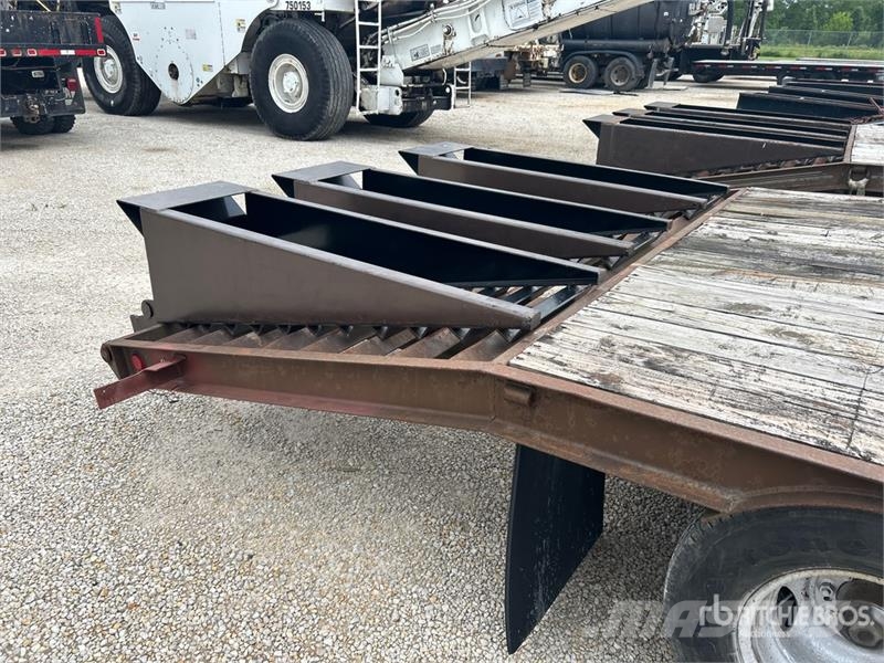 Holden 30 ft T/A Equipment Trailer Car carrier