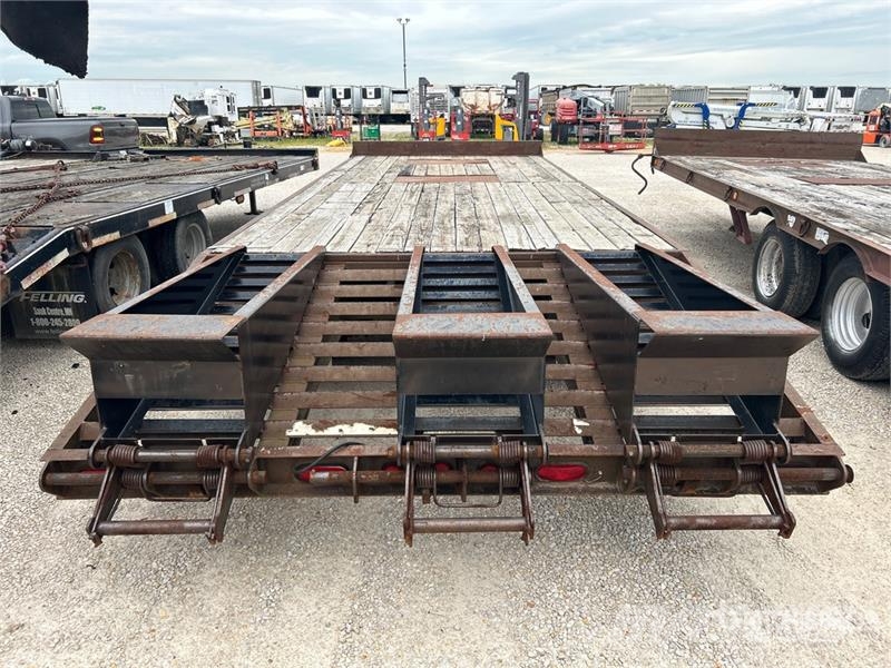 Holden 30 ft T/A Equipment Trailer Car carrier