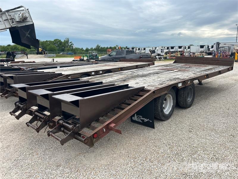 Holden 30 ft T/A Equipment Trailer Car carrier