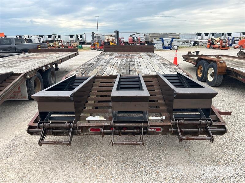 Holden 30 ft T/A Equipment Trailer Car carrier