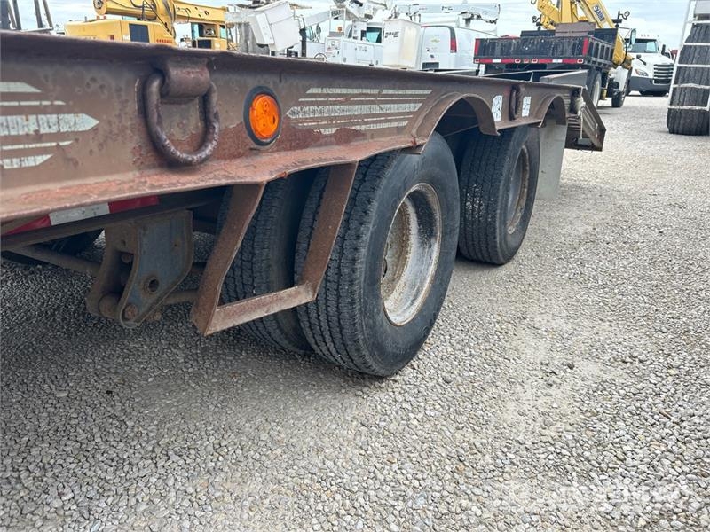 Holden 30 ft T/A Equipment Trailer Car carrier