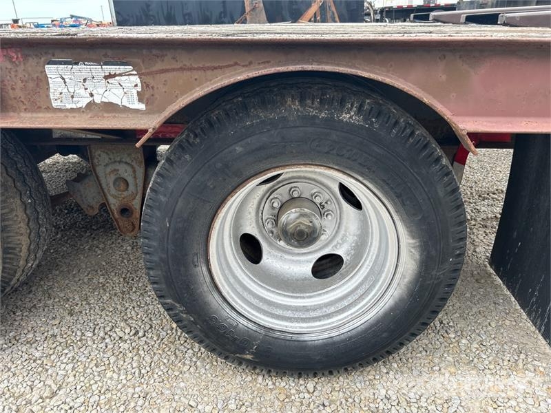 Holden 30 ft T/A Equipment Trailer Car carrier