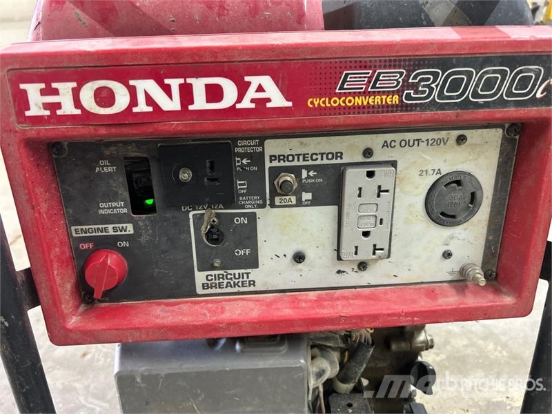 Honda EB3000C 3 kVA Portable Generator Set Egyéb Áramfejlesztők