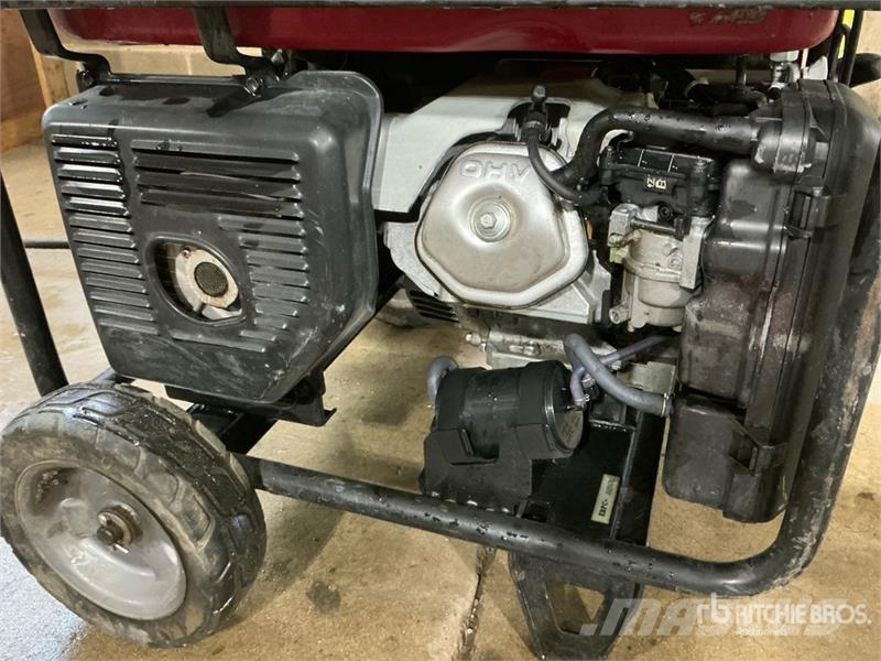 Honda EB5000 5000 Watt Portable Generator Set Citi ģeneratori