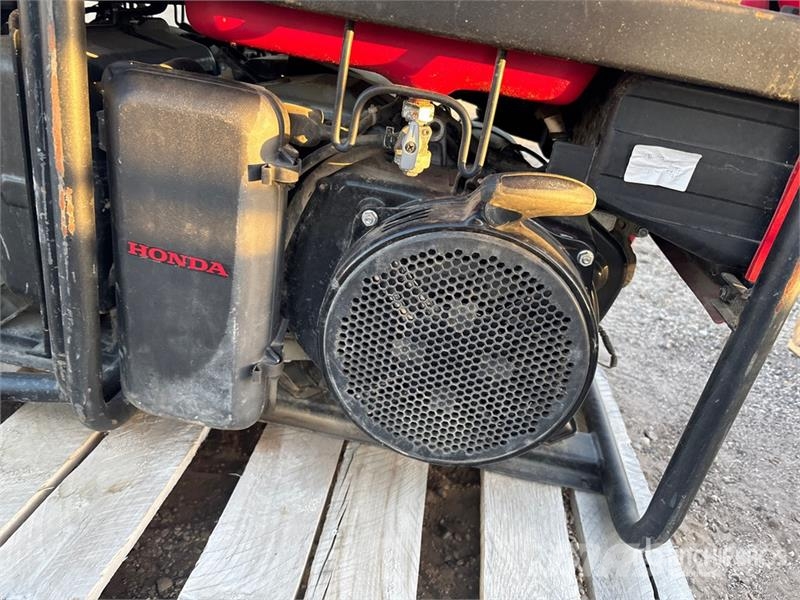 Honda EM5000SX Dīzeļģeneratori
