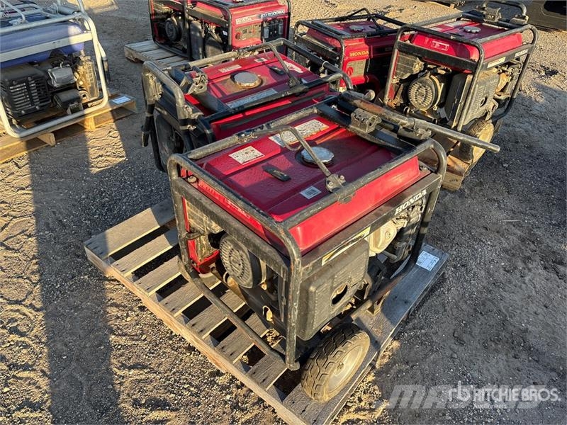Honda of (2) Honda EB5000X Mobile Generator Set Generatori diesel