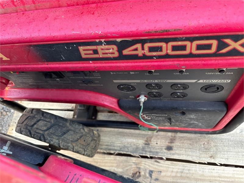 Honda of (2) Honda Mobile Generator Set Dīzeļģeneratori