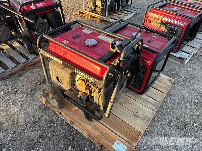 Honda of (2) Honda Mobile Generator Set Dīzeļģeneratori
