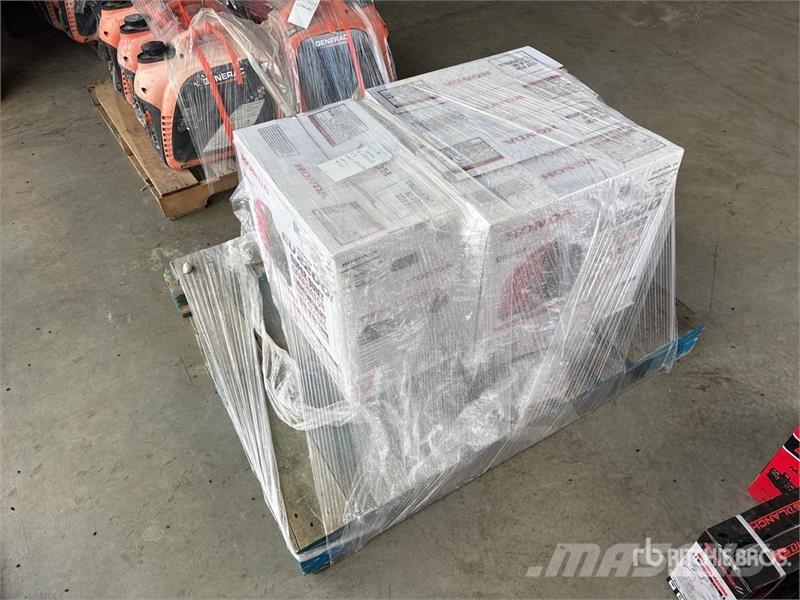 Honda of (3) Honda EU2200i Portable Generator Set مولدات أخرى