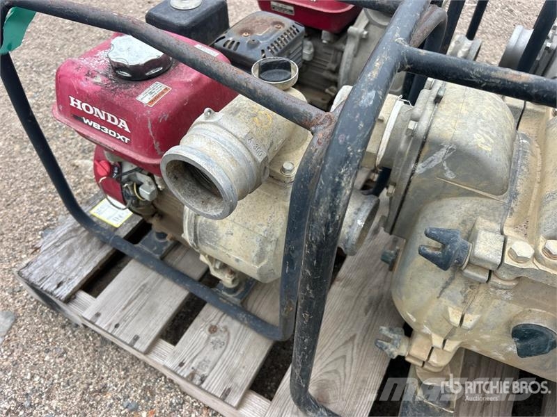 Honda of (4) Honda Skid-Mounted Water Pump Bombas de agua