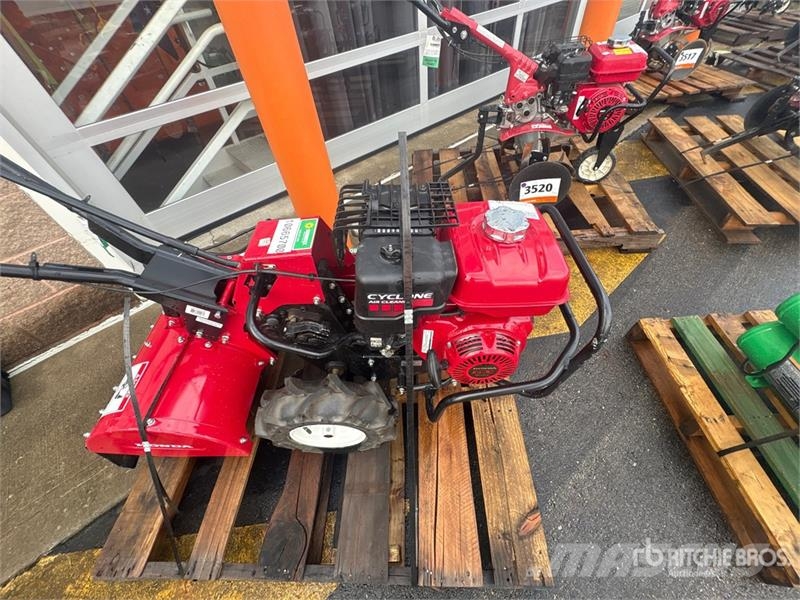 Honda Rototiller Kardánhajtású ekék és Forgó-boronák