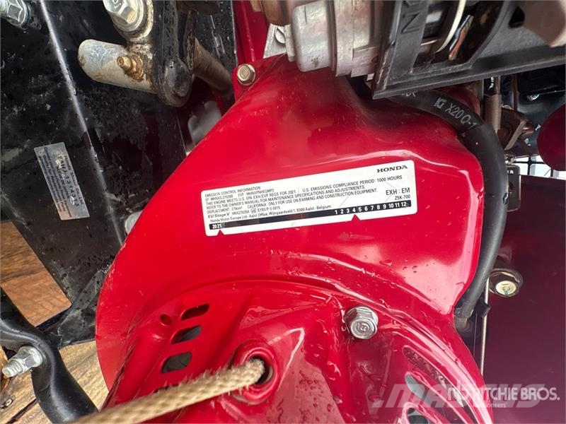 Honda Rototiller Kardánhajtású ekék és Forgó-boronák