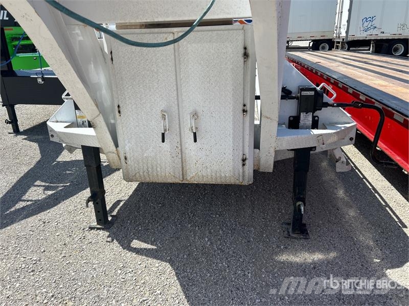 Horizon FHZSSGN 40 ft T/A Gooseneck Equipment Trailer 차량 운반용 트레일러