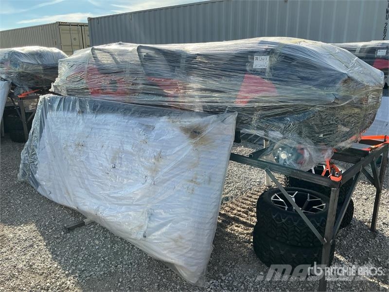 HQ100 Electric Red Six-Seater Golf Cart (Unused) Golfové vozíky