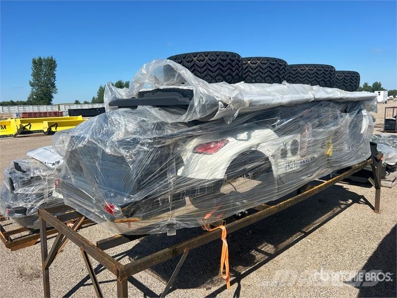 HQ100 White Six-Seater Golf Cart (Unused) 高尔夫球车