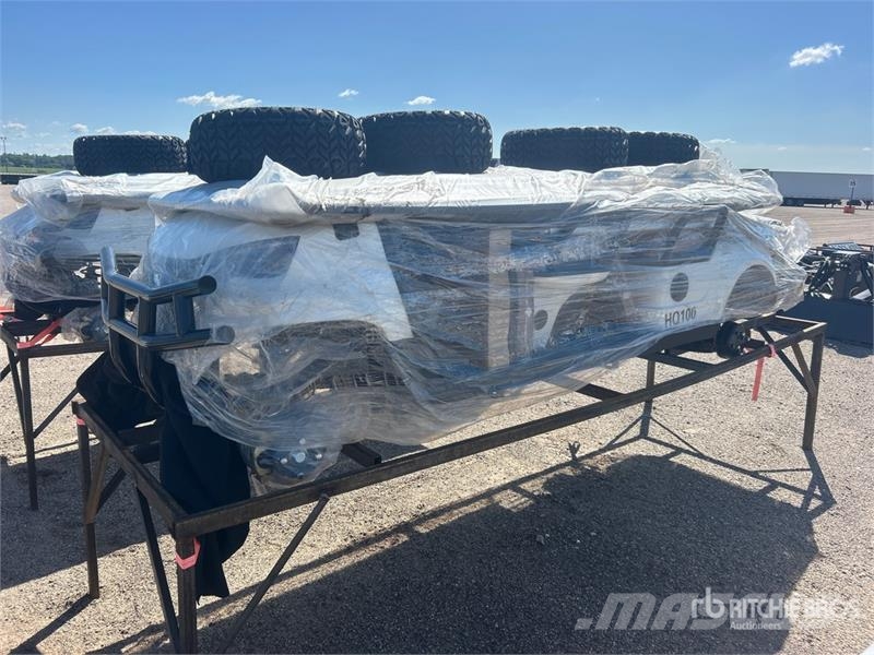 HQ100 White Six-Seater Golf Cart (Unused) 高尔夫球车
