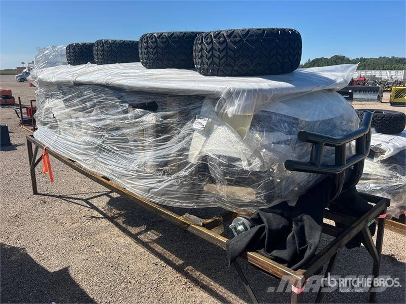 HQ100 White Six-Seater Golf Cart (Unused) 高尔夫球车