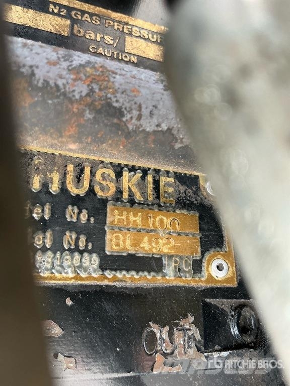 Huskie HH100 Q/C Hydraulic Breaker - Fits Mini Skid Steer Martillos hidráulicos