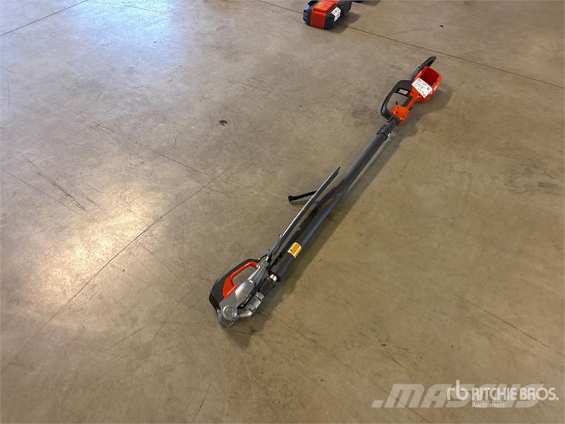Husqvarna 520iHT4 Electric Hedge Trimmer Sonstige Landmaschinen