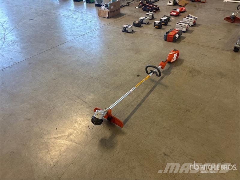 Husqvarna 520iLX Electric String Trimmer Sonstige Landmaschinen