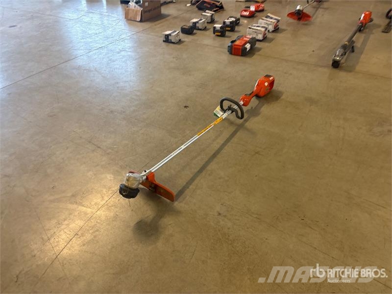 Husqvarna 520iLX Electric String Trimmer Sonstige Landmaschinen