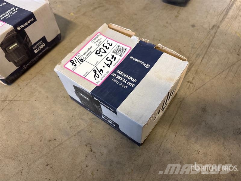 Husqvarna BLi300 Battery Outros componentes