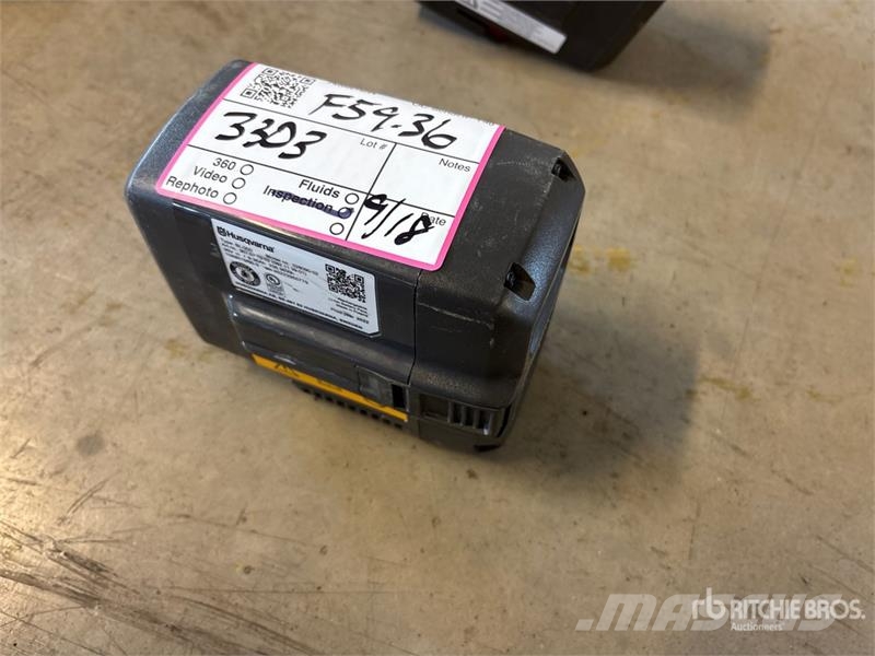 Husqvarna BLi300 Battery Outros componentes