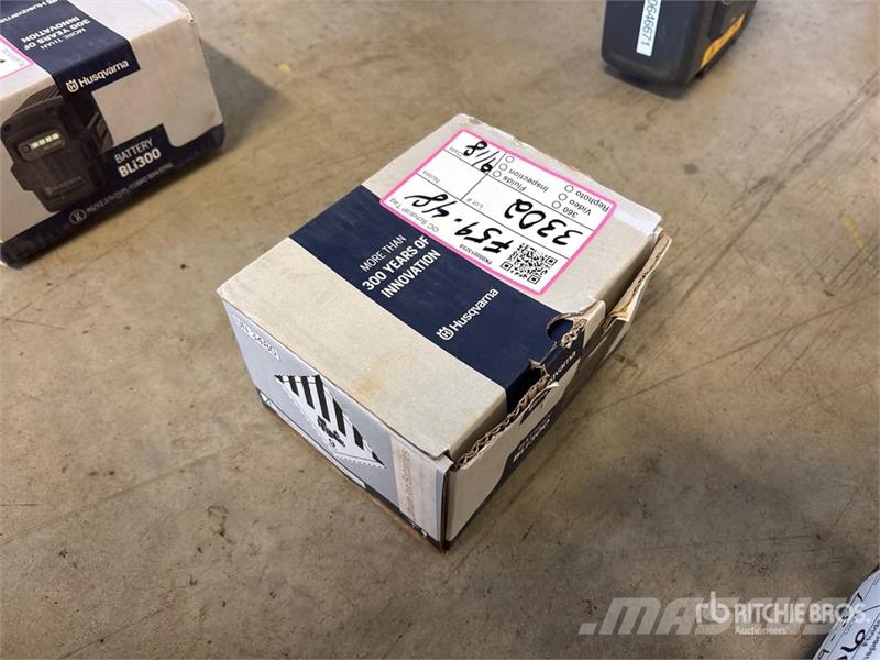 Husqvarna BLi300 Battery Outros componentes