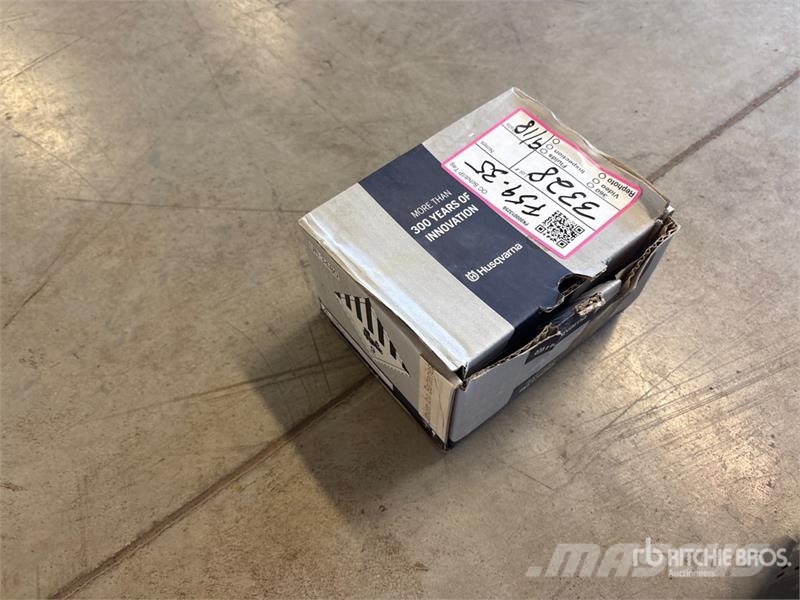 Husqvarna BLi300 Battery Outros componentes