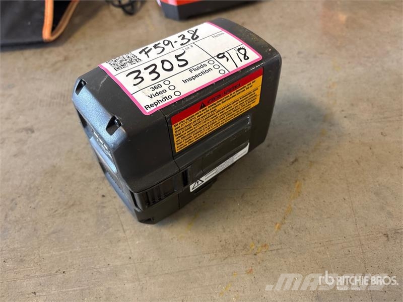 Husqvarna BLi300 Battery Outros componentes