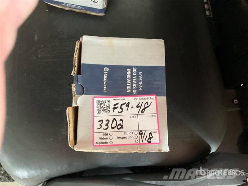 Husqvarna BLi300 Battery Outros componentes
